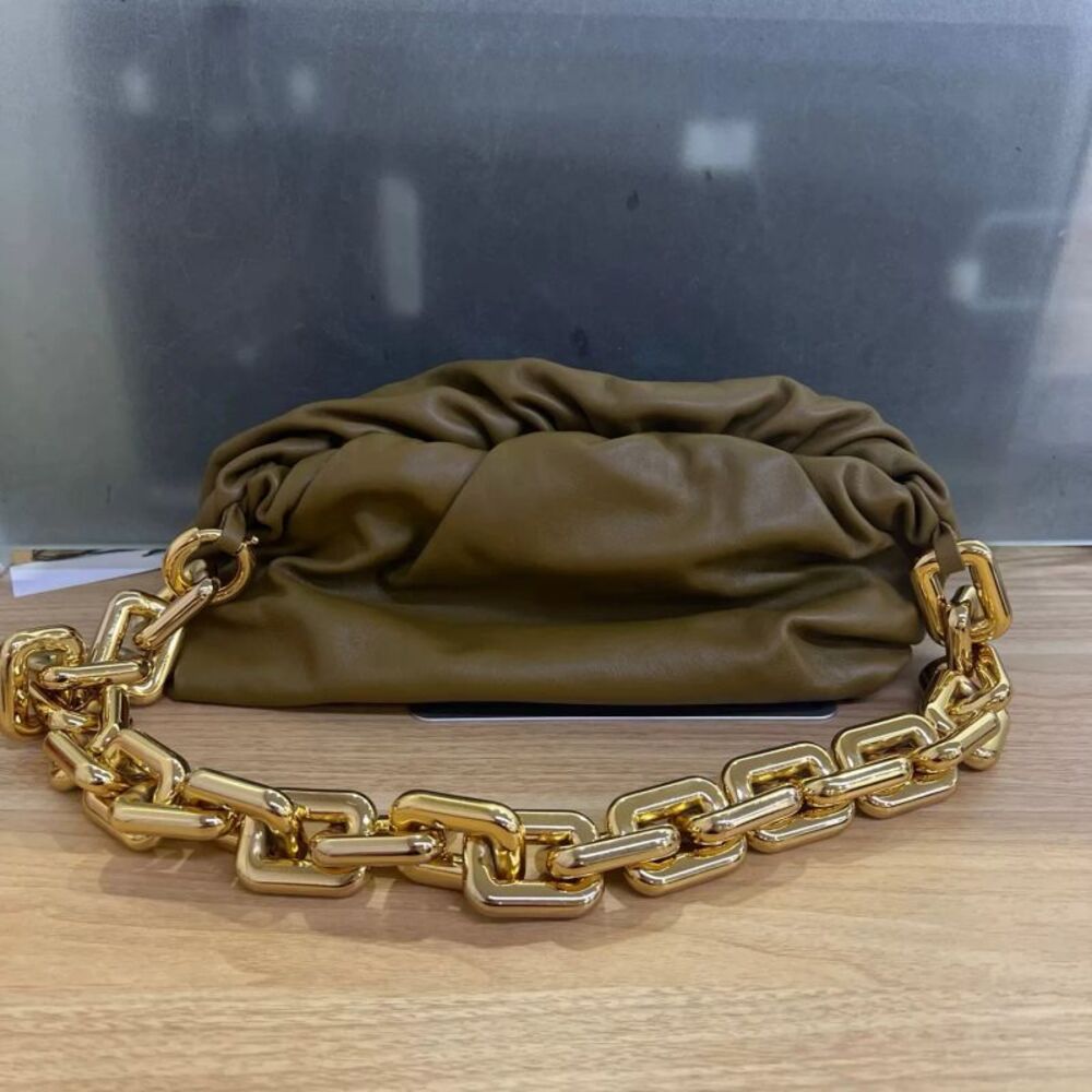 Bottega Veneta Women Pre-Loved Bag Very Good Condition